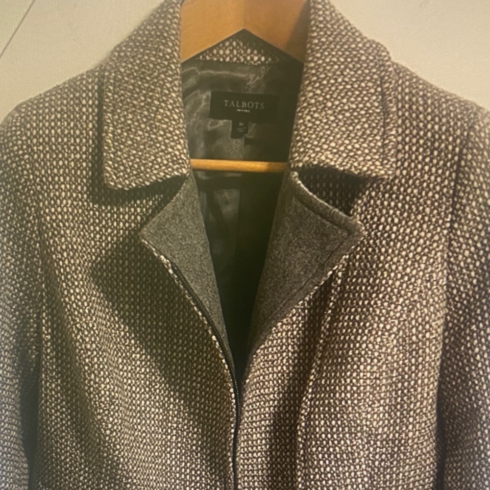 Tabots Women’s Textured Gray Blazer 8P